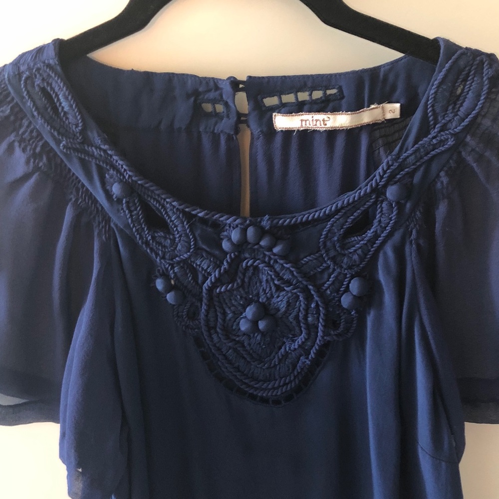 [Mint] Blue top w/ sheer sleeves
